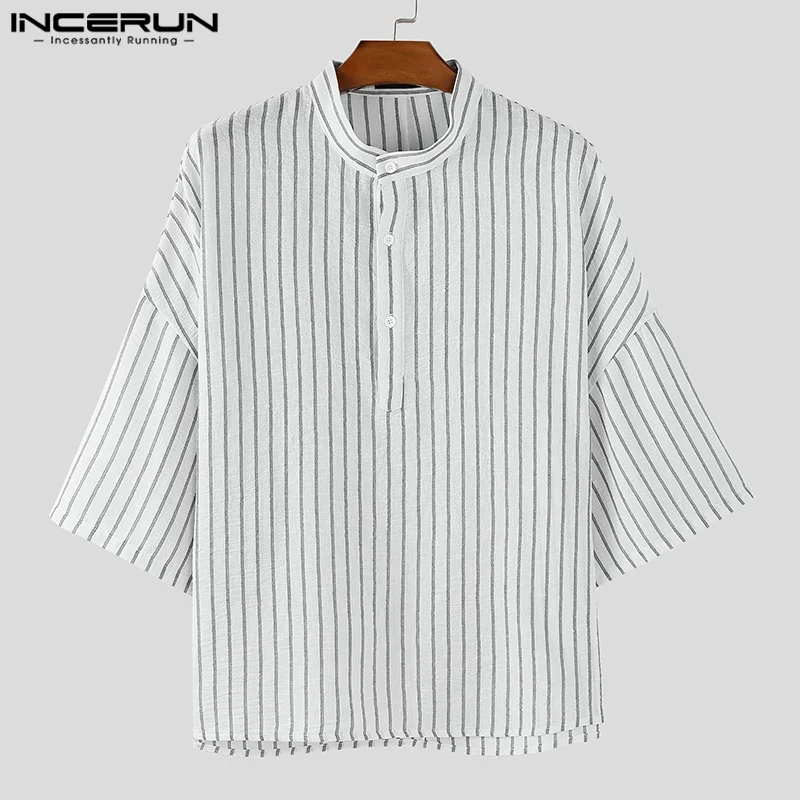 

INCERUN Мужская полосатая рубашка с воротником-стойкой и половиной рукава, повседневная мужская одежда, свободная уличная одежда, корейский стиль, 2025 г., модные мужские рубашки