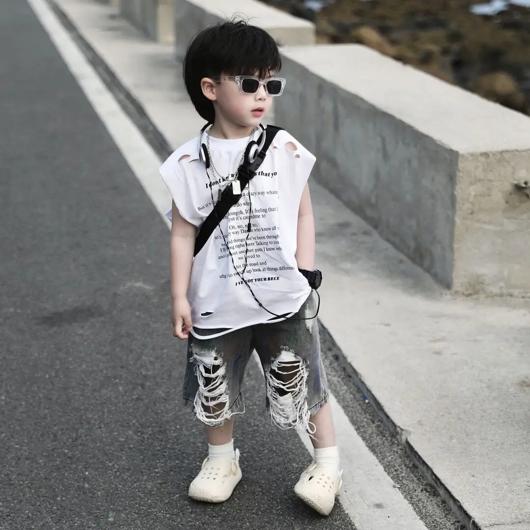 

Cool Boys' Sets Vest Shirt Denim Shorts Two-piece 2024 New Summer Suits Korea Fashion Street Letter Printed Beggar Hole Sets