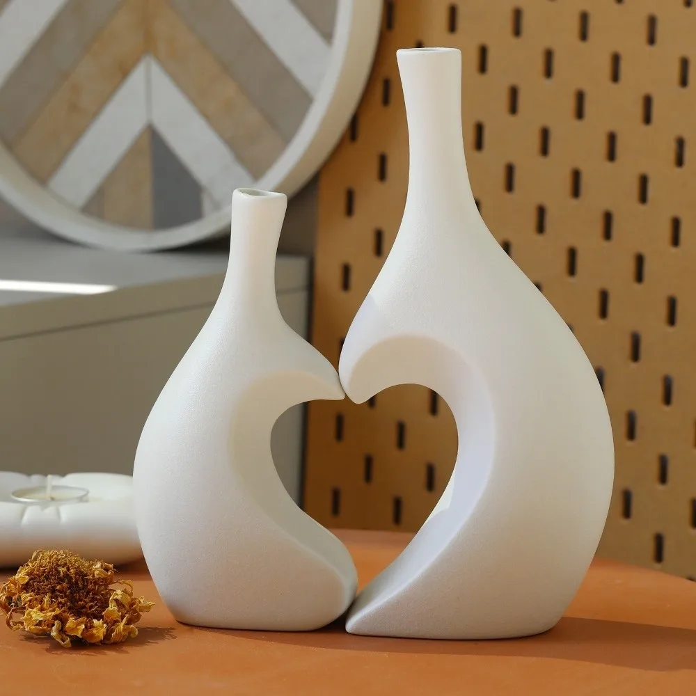 A Set Creative Heart-Shaped Ceramic Vase Elegant Solid Color Irregular Shape Vase High-end Desktop Decor Flower Arrangement Vase