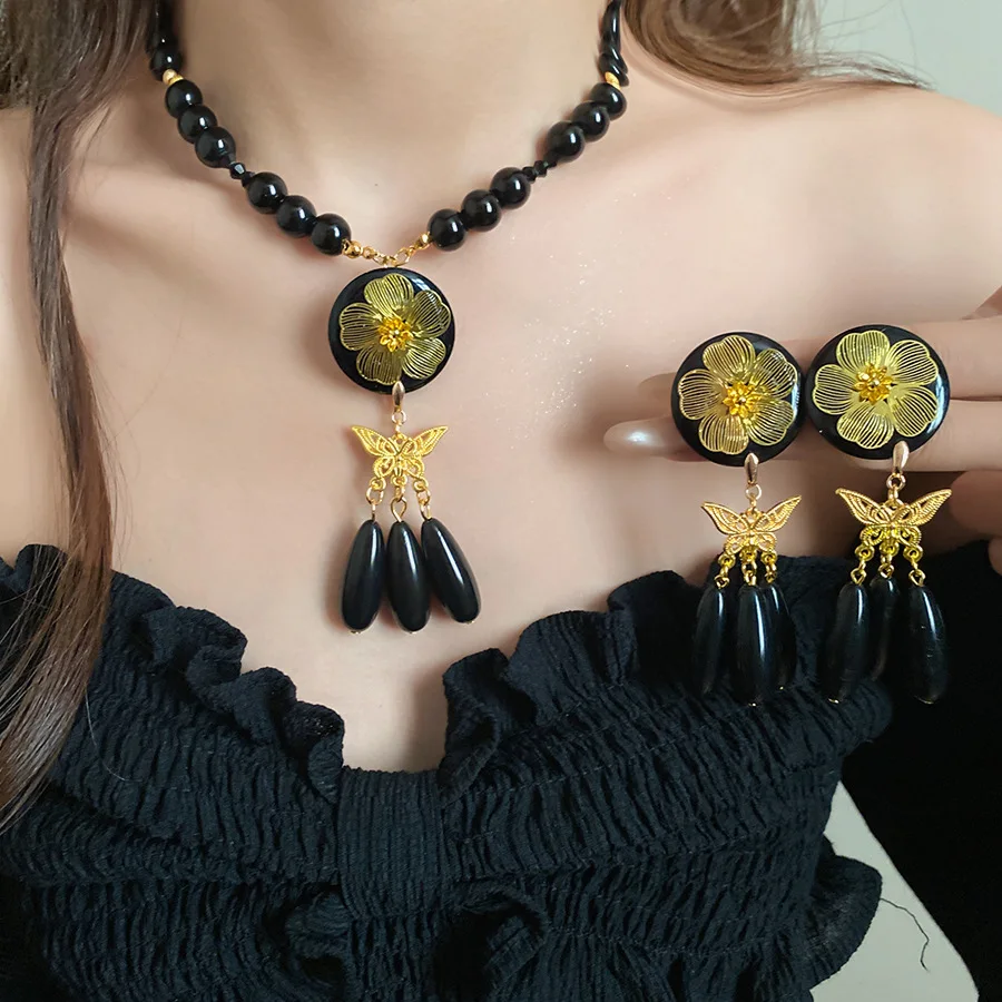 New Exaggerated Design Large Flower Pendant Tassel Necklace Earring Dignified Atmospheric Women Dinner Party Jewelry Accessories
