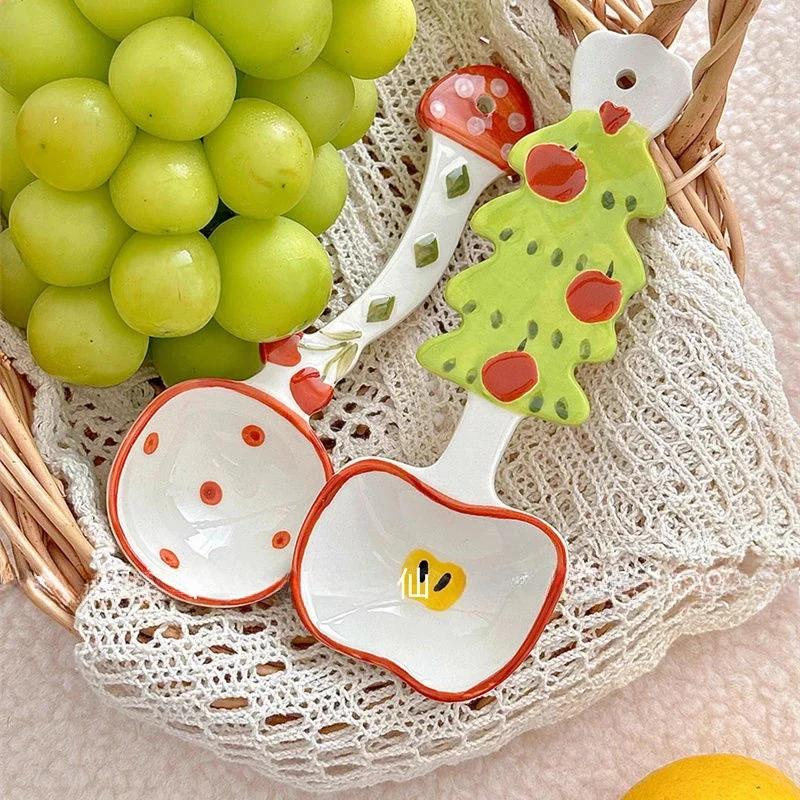 Christmas Underglaze Colored Rice Spoon,Creative Dessert Ceramic Spoon, Cute Kitchen Utensil Spoon,Cuisine Japonaise Soup Spoons