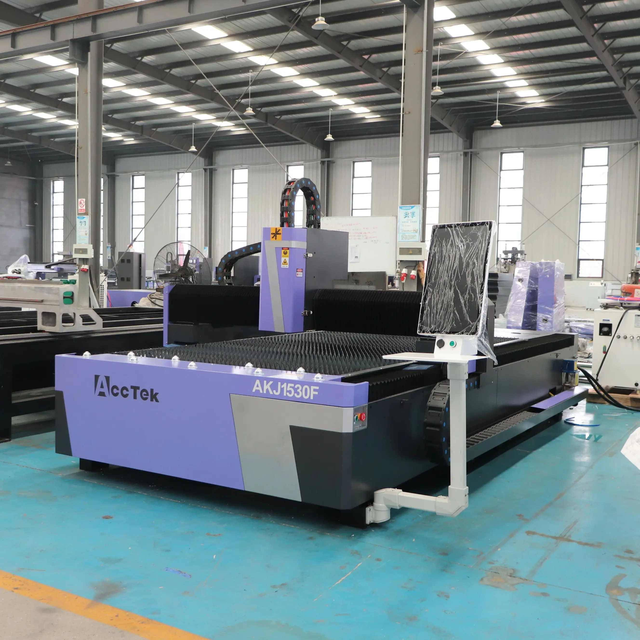 Mesin Pemotong Laser Serat CNC Kuningan Aluminium Baja Tahan Karat 1500W 2000W 3000W Max Raycus Au3tech