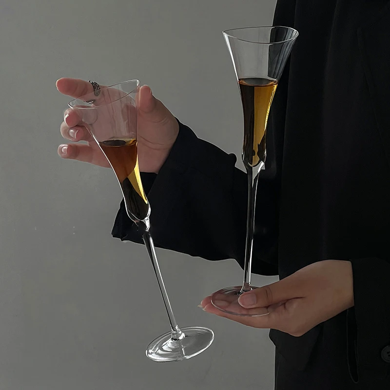 

120ml Transparent Thin Rods Small Goblet Champagne Flutes White Wine Glasses for Home Parties Cocktail Barware