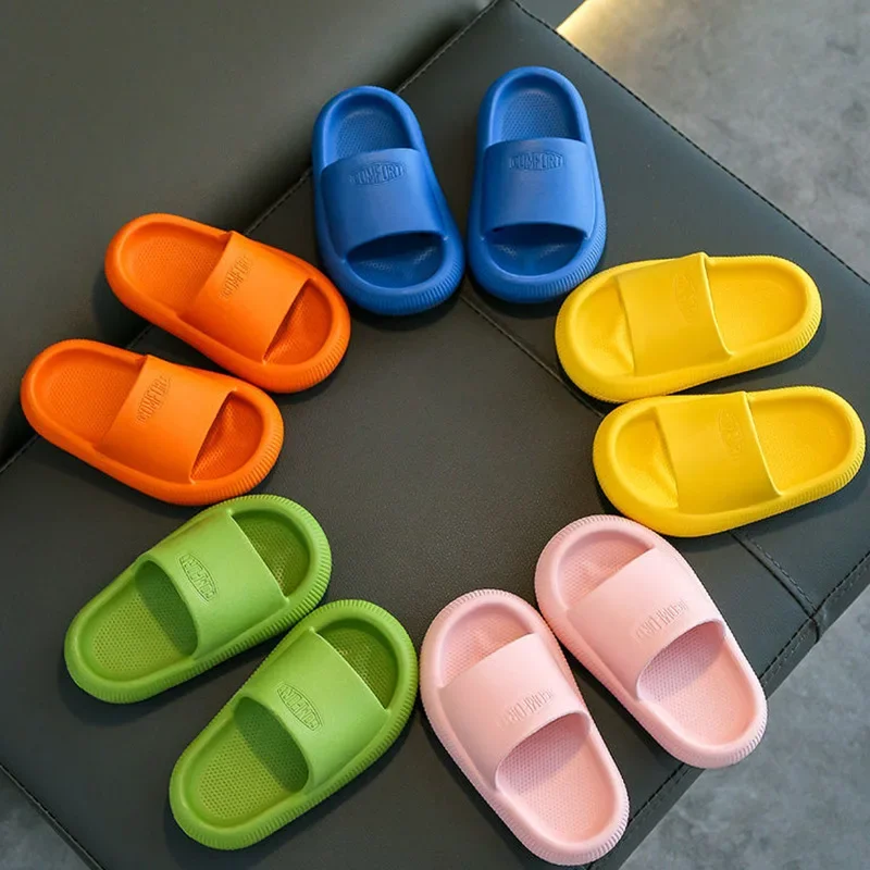 Summer Children Casual Slippers Solid Color Breathable Non-Slip Home Bathroom Beach Kids Soft Slippers Boys Girls Indoor Shoes