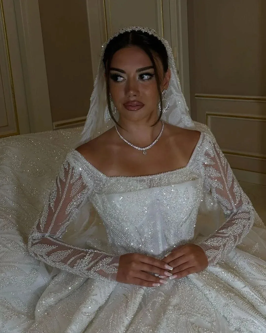 

Custom Lace Shine Wedding Dresses New Sequined Ball Gown Long-Sleeve Plus Size Brush Train Bridal Gowns Dresses Vestido De Novia