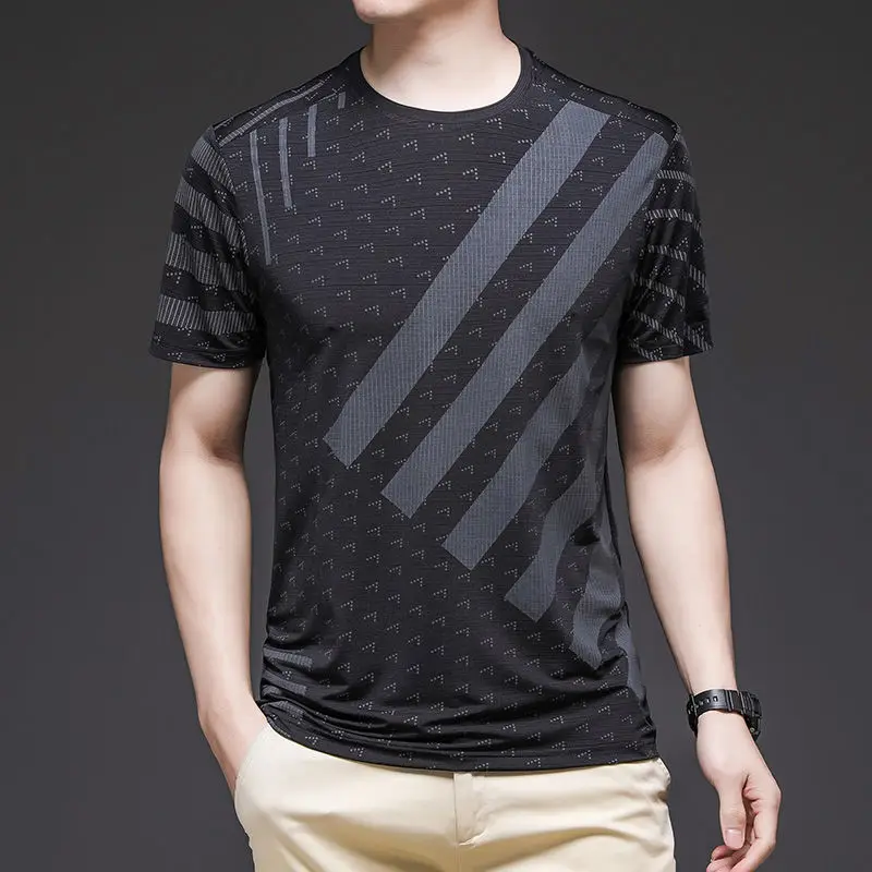 Korean Version Trendy Summer Ice Silk Fabric Mesh Men\'s Round Neck Quick Drying Casual Sports Loose Short Sleeved T-shirt Top