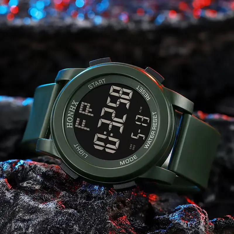ساعة مضيئة متعددة الوظائف للرجال، ساعة رقمية كبيرة الحجم، ساعة إلكترونية للتوقيت الرياضي في الهواء الطلق
