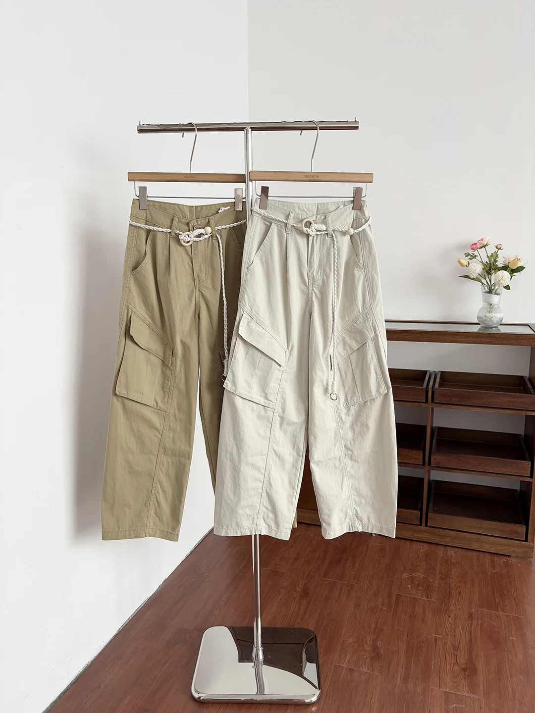 

American Retro Multi-Pocket Work Pants High Waist Slim Loose Wide Leg Pants for Women with Belt Summer 2026 Polyester Fiber