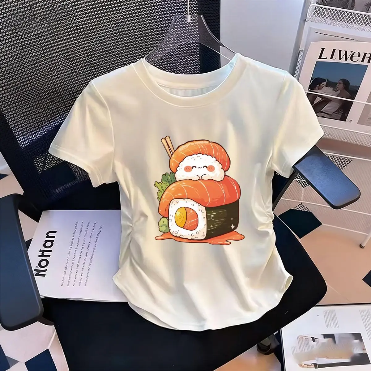 Damen-T-Shirt mit elastischem Bund, niedliches Lachs-Sushi-Art_1-Print, kurzärmelig, Rundhalsausschnitt, Sommer, Outdoor