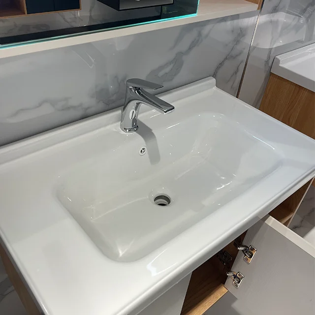 Настенный шкаф для ванной комн – обзор и цена Bathroom Cabinet Mirror
