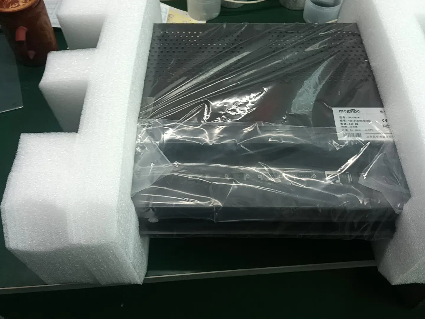 TPC1561HiTPC1561Hii Kunlun pass-state touch screen