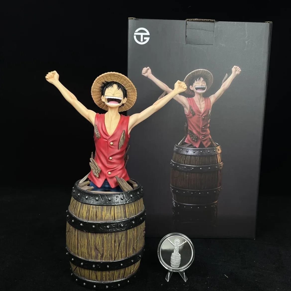 

One Piece Day Marvel Debut Luffy Broken Wine Barrel Luffy Hand Do Statue Resin Gk Tabletop Decoration To A Friend Funny Gift