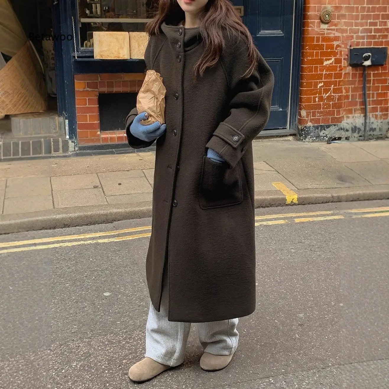 Women Loose Long Sleeve Wool Blend Overcoat Stand Collar Single Breasted Long Coat With Big Pockets For Cold Season Daily Wear