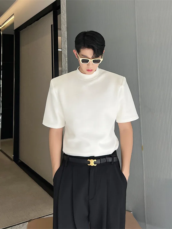 

Summer 2024 Men's Slim Fit ort Sve T-irt f High Collar Korean Sle Inner Wear oulder Pad Design Trendy Pure Color