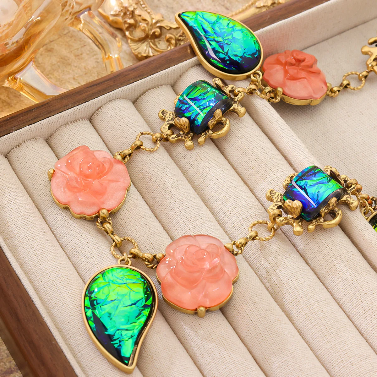 Medieval electroplated flowers green leaves flower necklace earrings temperament necklace ear stud