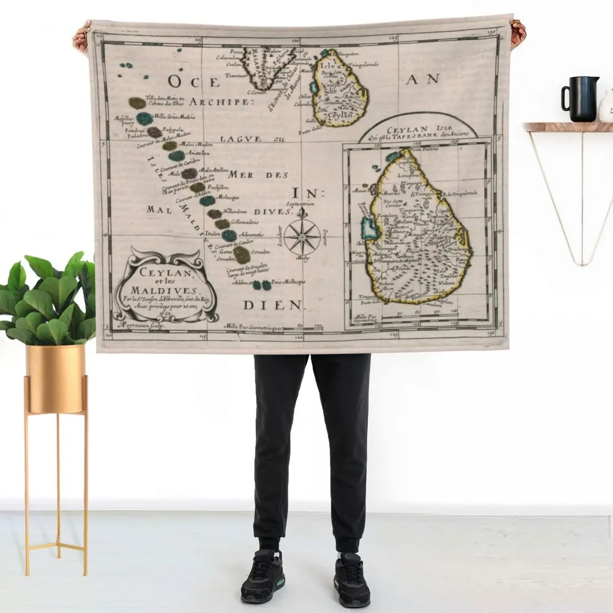 Vintage Maldives and Sri Lanka Map (1652) Throw Blanket Warm Fashion Sofas Sofas sofa bed For Baby Stuffeds Blankets