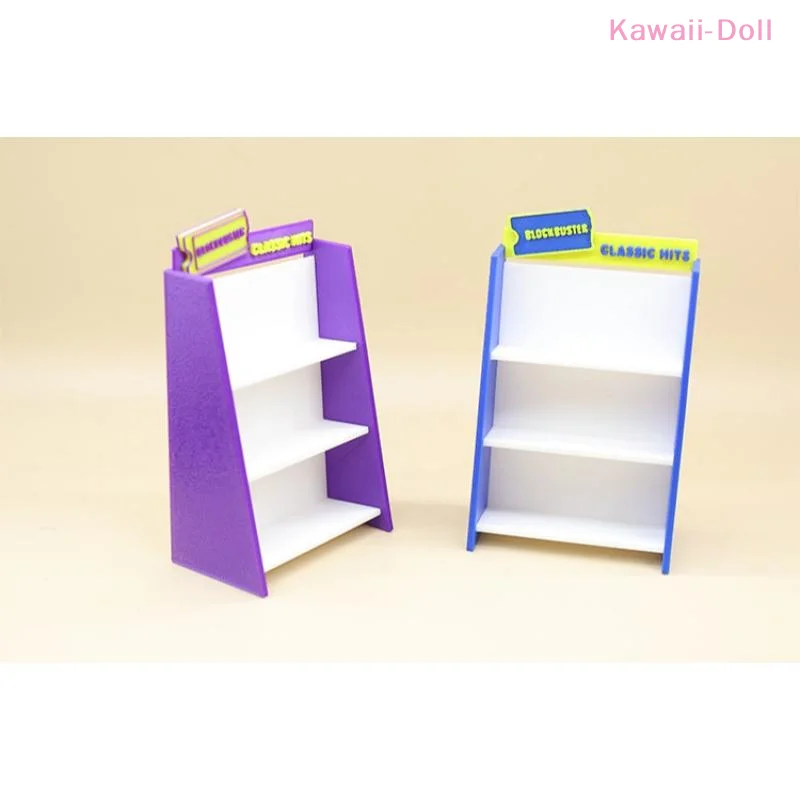 [NOVO] 1 Conjunto de Acessórios para Casa de Bonecas 1/12: Gravador Retrô, Fita de Vídeo e Prateleira - Miniatura para Cenário de Sala de Estar e Brinquedo para Bonecas
