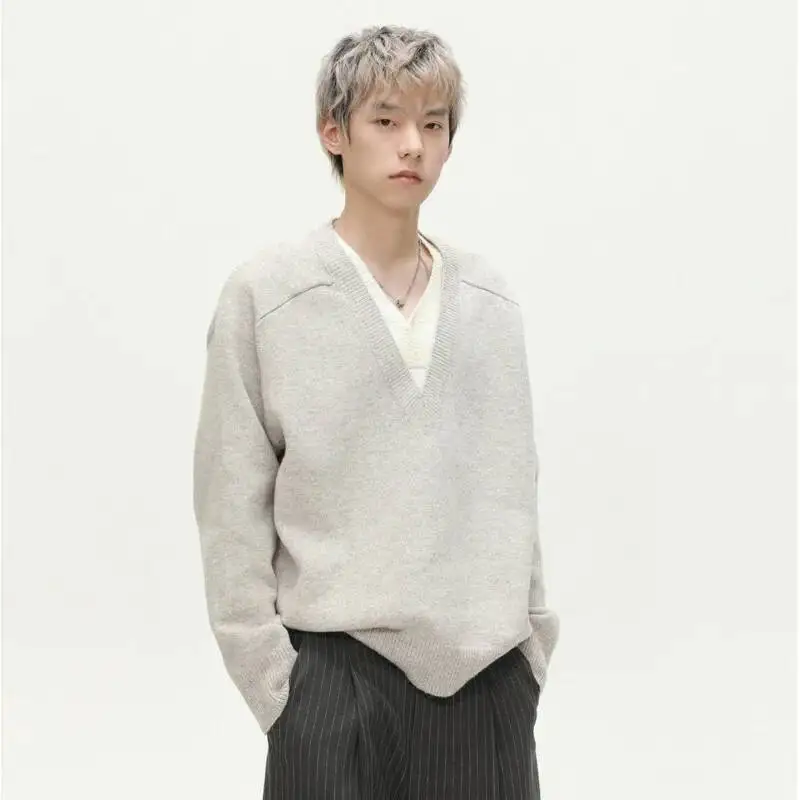 سترات رجالية على الطراز الكوري لخريف 2025 برقبة على شكل حرف v مكونة من قطعتين بألوان متباينة وأزرار تصميم بلوفر رجالي #4