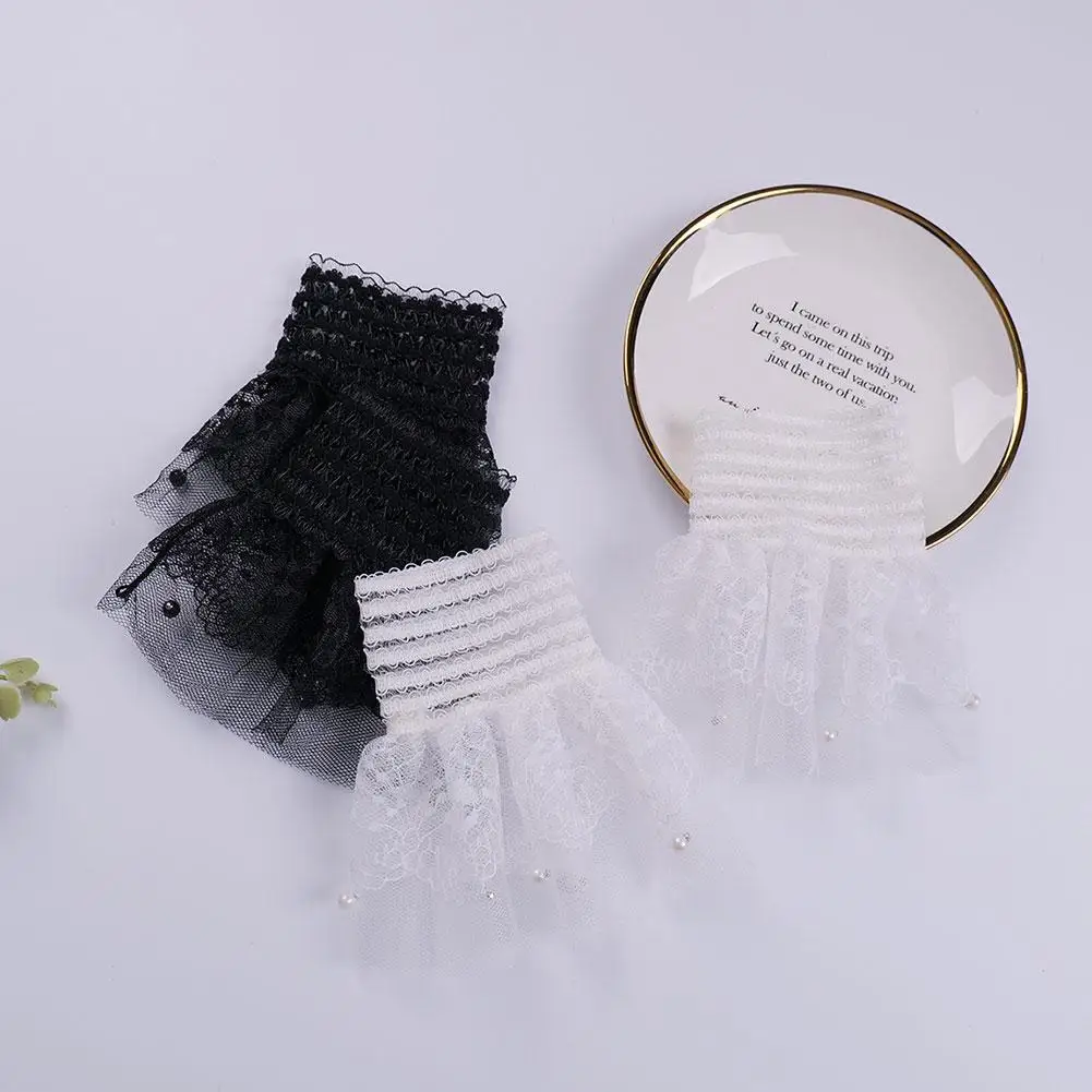 Detachable False Sleeves Black White Lace Flared Fake Cuffs Cool And Breathable Lovely Decorative Sleeves