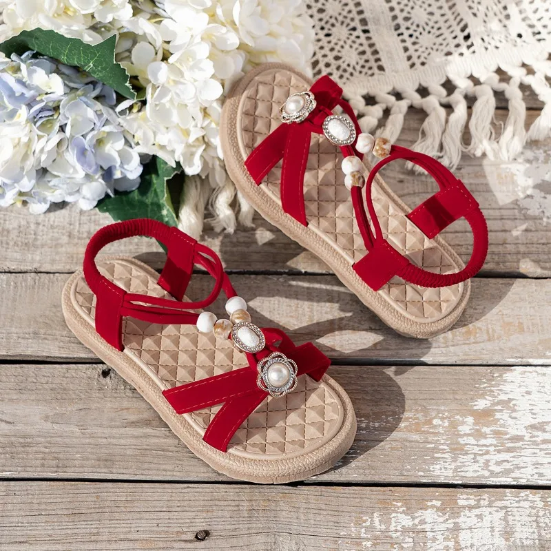 

2026, детские сандалии с оборками и кристаллами, летняя однотонная модная обувь из искусственной кожи для девочек, детские сандалии принцессы на резинке с мягкой подошвой