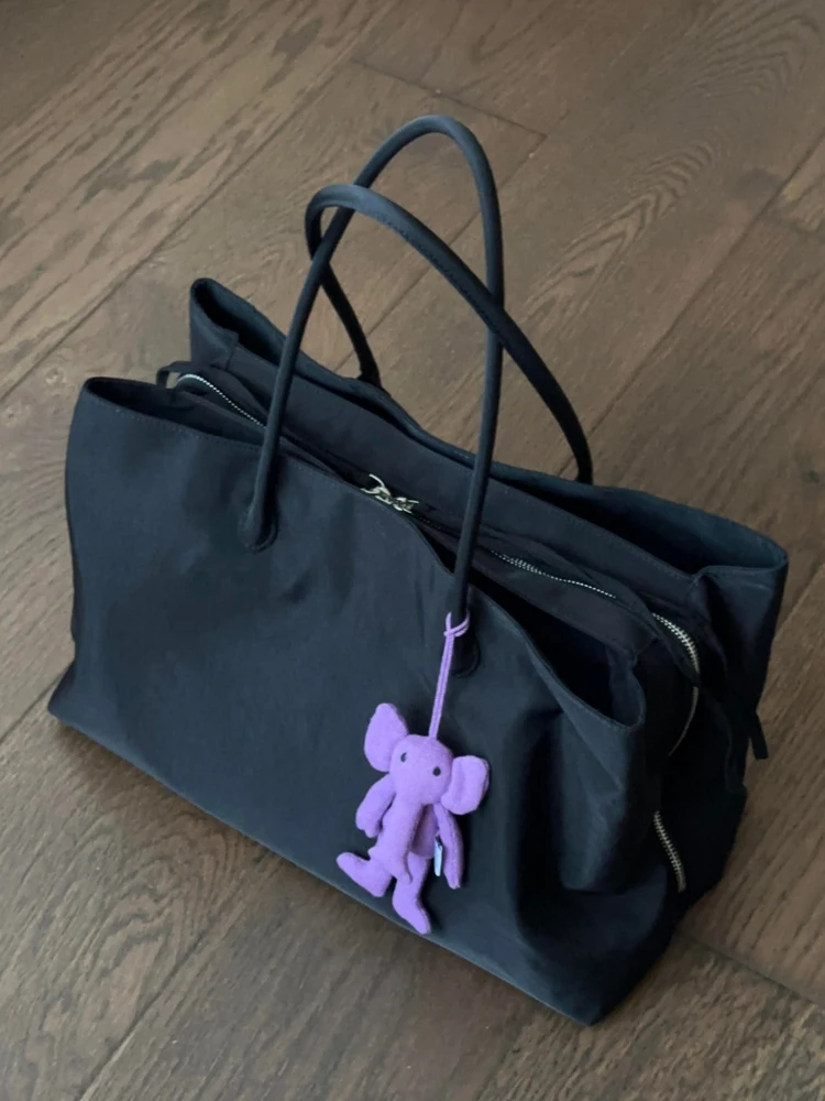 

2025 Early Autumn New Korean Sle Large Capaci Single oulder Tote Bag with Multiple Carents Commuter Bla mali...