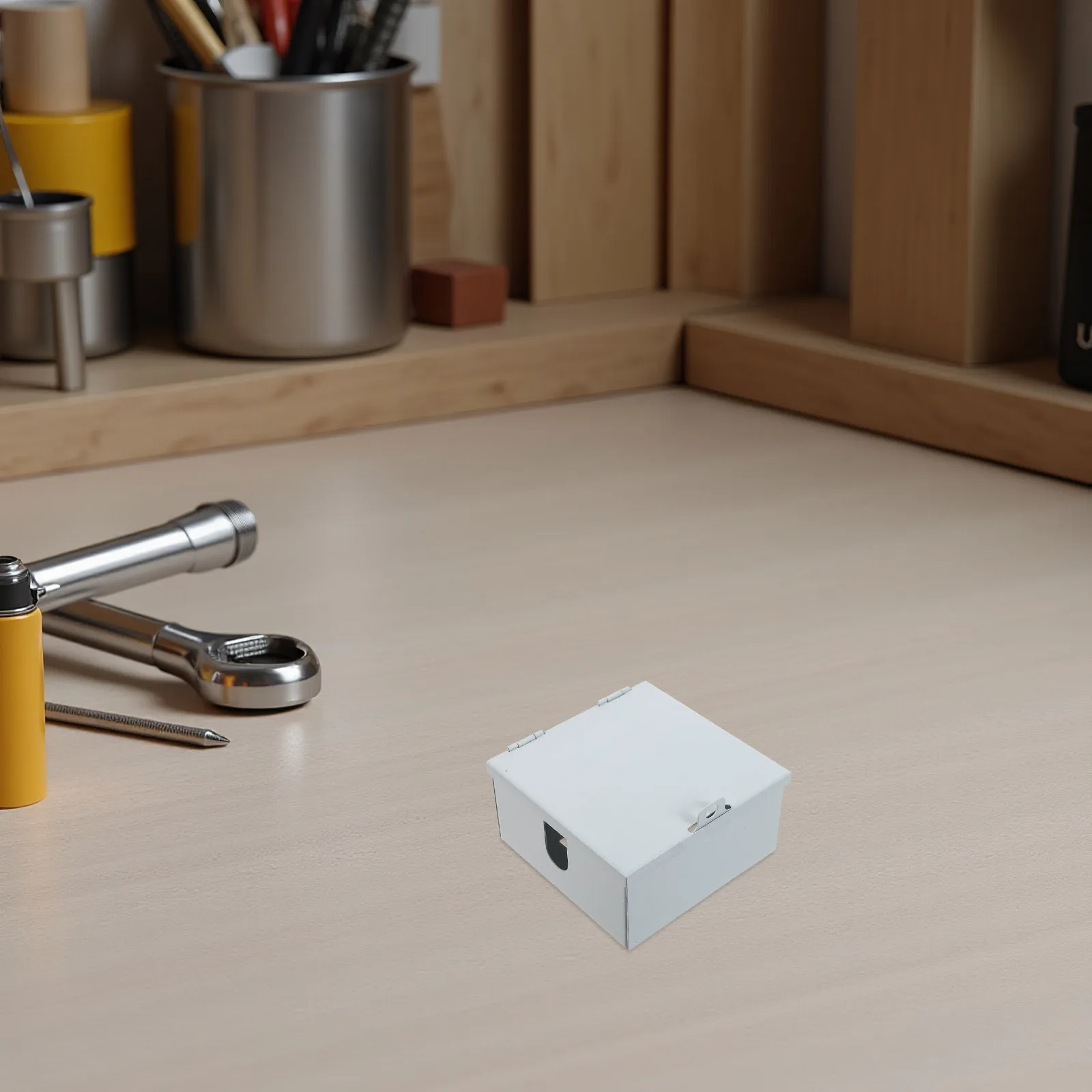 

Lockable Metal Outdoor Electrical Outlet Cover 86 Type Wall Plate Recessed Socket Protector Waterproof Cover for Ev Charging Box