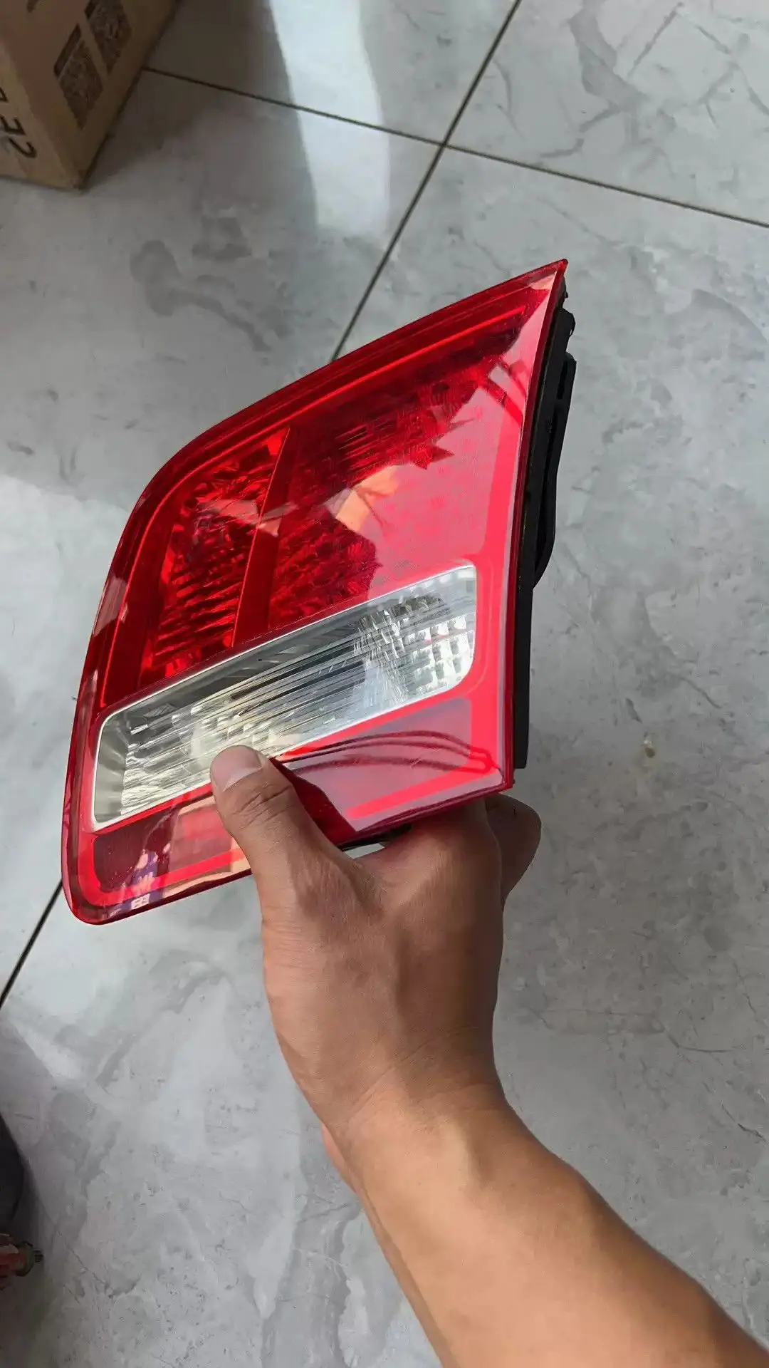 Fanale posteriore a LED per auto fanale posteriore per Audi A8L A8 D3 segnale di svolta della lampada di retromarcia di guida del freno