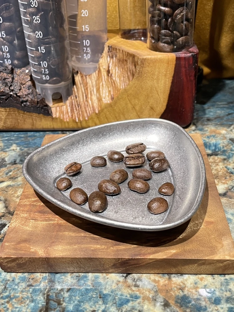 

Retro Coffee Bean Plate Display Bean Plate Exhibition Cooling Bean Measurement Coffee Bean Plate AGU Brand Handmade