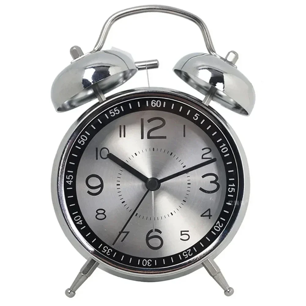 4.5Inch Iron Art Student Small Alarm Clock Children's Silent 3D Fashion Table Clock Desktop Creative Glow Pointer Quartz Watch