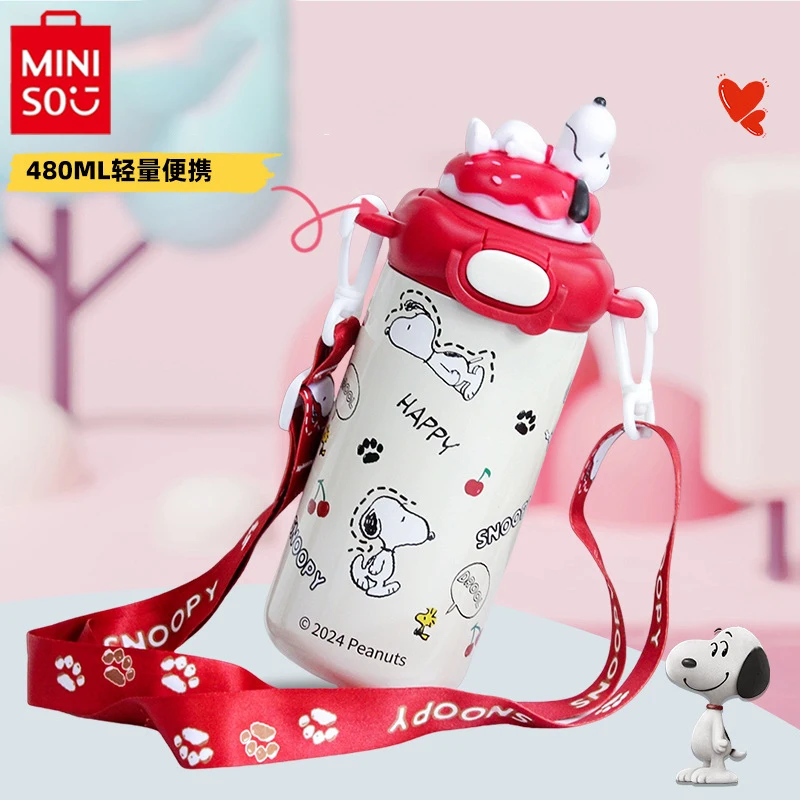 

MINISO Snoopy cartoon thermos cup straw cup children cartoon lanyard large capacity water bottle easy to carry water cup gift