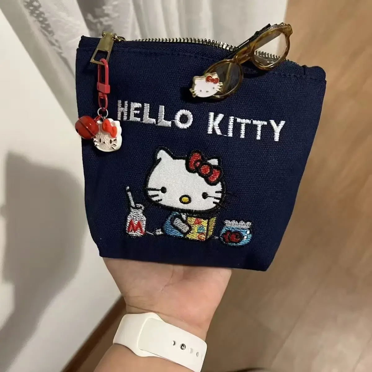 Cartoon Large Capacity Cat Embroidered Coin Purse Premium Simple Storage Bag Cosmetic Bag Limited Edition Cosmetic Storage Bag view 4