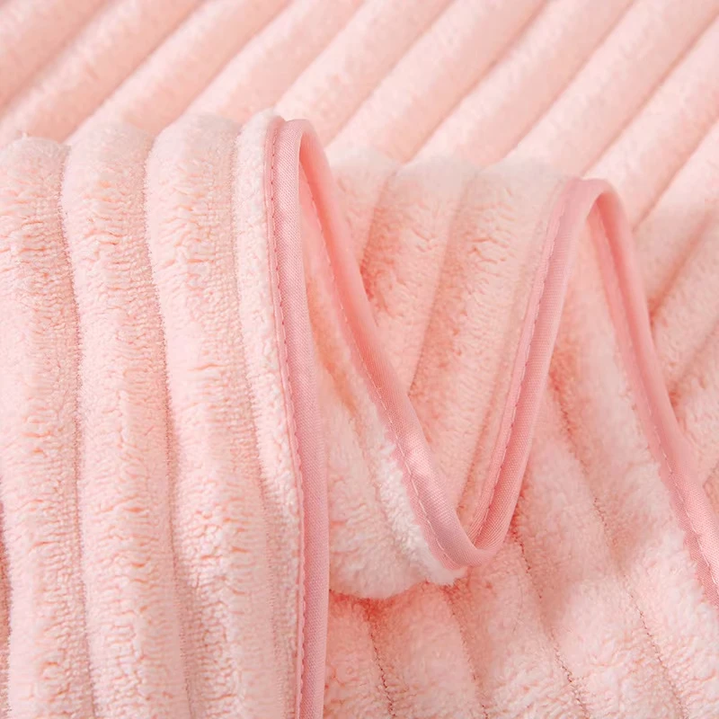 Thickened and enlarged candy velvet bath towel, skin friendly and absorbent adult beach towel, towel and bath towel set