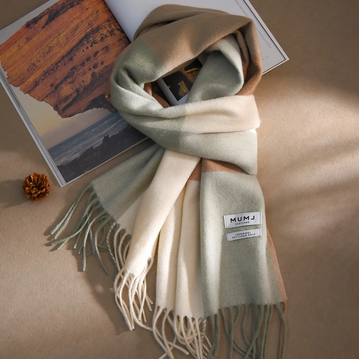 100% Wool Plaid Tassel Scarf Women Soft Thick Checkered Shawl Wrap Classic Lattice Pattern Warm Long Neck Scarf For Daily Coat
