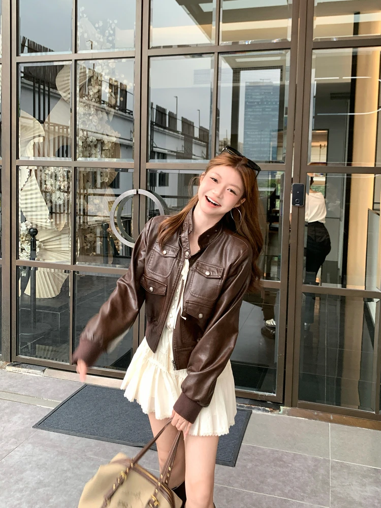 Uniwersalna damska kurtka skórzana, designerska, z nutą osobowości, w stylu retro, idealna do dojazdów do pracy, luźny krój, długi rękaw, zapinana na zamek.