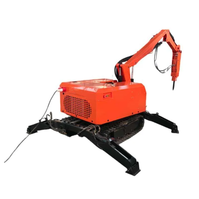 Breaking and dismantling robot, applied to breaking and dismantling walls of metallurgical furnace kiln slag cement rotary kiln