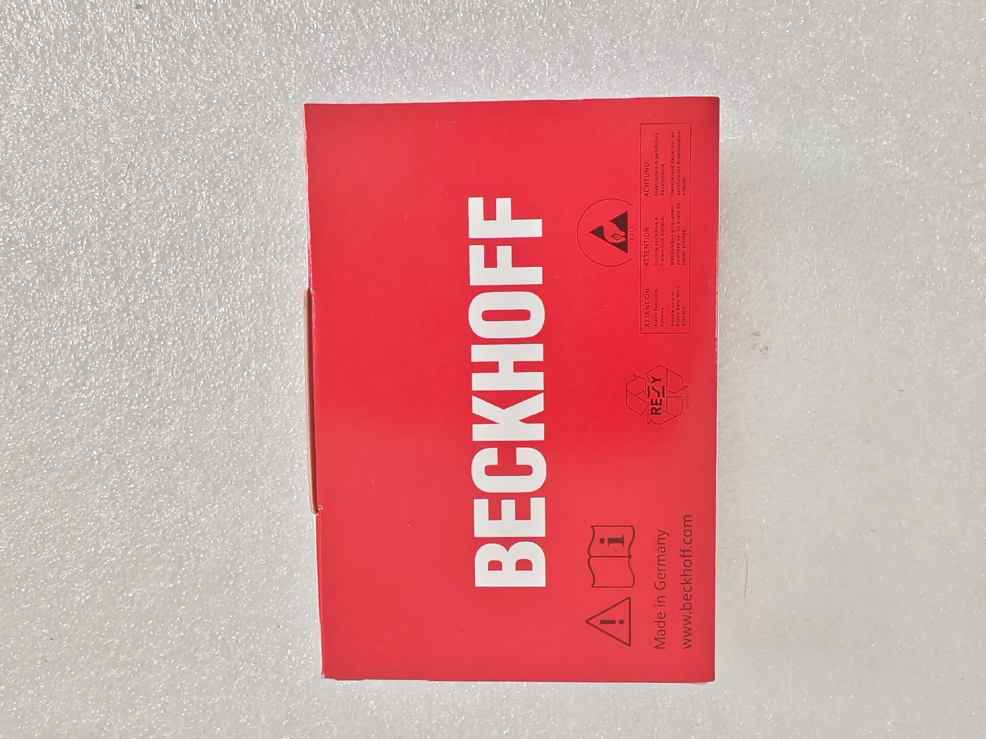 BECKHOFF EL3004 German Beckhoff module, spot