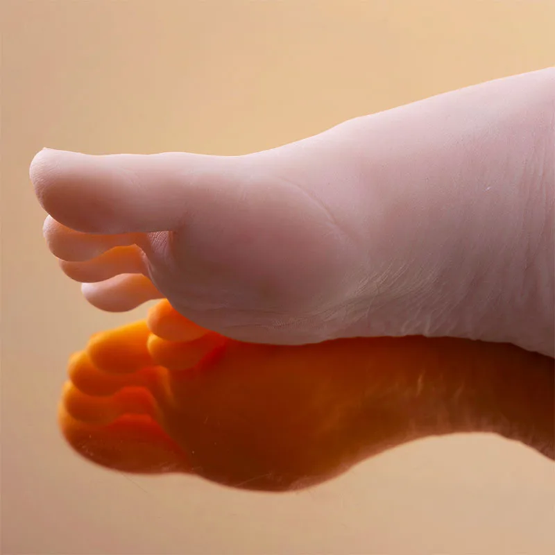 New Platinum Silicone Realistic Foot Mannequin Model for Women's Shoes Nail Art Painting Practice and Photography Props BH811