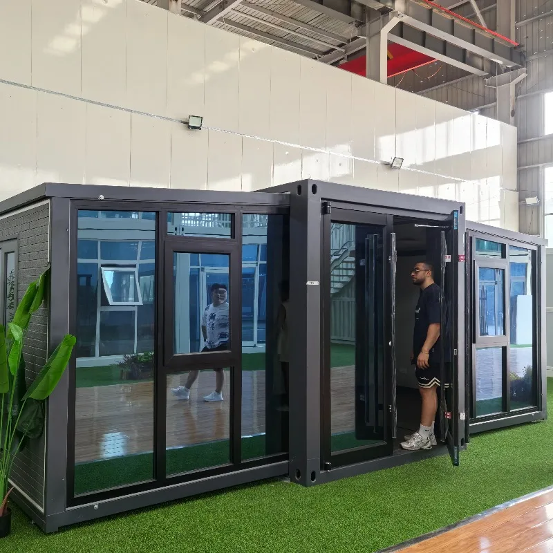 20ft Expandable Steel Container House for Glamping Featuring Sandwich Panel for Bedroom Entry Use for Hotels and Courtyards