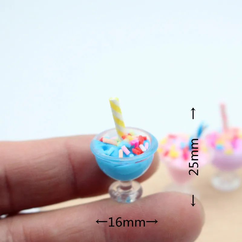 4pcs Mini Creamy Ice Cream Dessert Miniature Dollhouse 1:12 Model Photography Food Play Set Props Scale Sets Home Decor Crafts