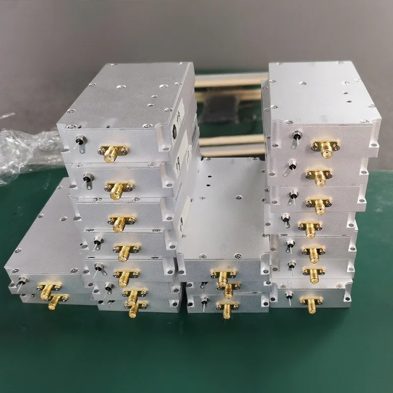 

Цифровой модуль GAN мощностью 50 Вт со встроенным источником сигнала. Цифровой чип Gan RF: 500–700 м, 700–900 м, 900–1100 м