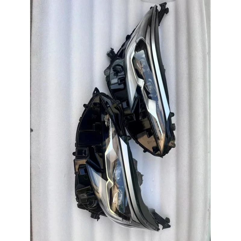 LED Headlight Assembly for Toyota Sienna Hybrid 2021-2025 | 81150-08200 81110-08200 | Integrated DRL | High Lumen Output | Plug-