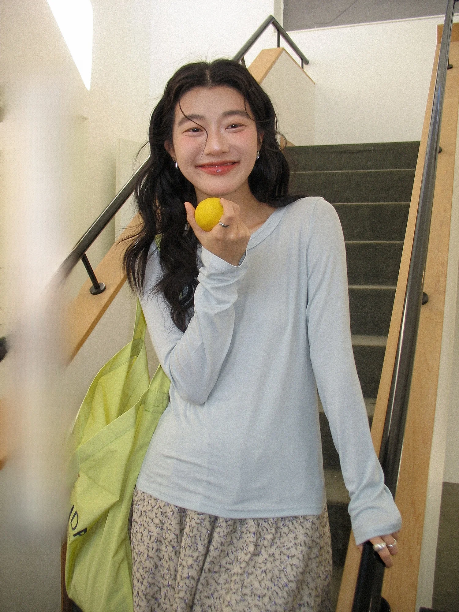 

York Journey Early Spring Loose Color round Ne Long Sve T-irt Casual Sle Women's Loose Fit Long Sve round N...