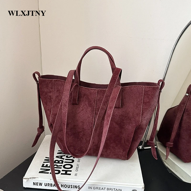 

Мягкие маленькие сумки на плечо из искусственной кожи для женщин 2025 Роскошная дизайнерская сумка через плечо Женский бренд Ретро Новые сумки и кошельки Ins