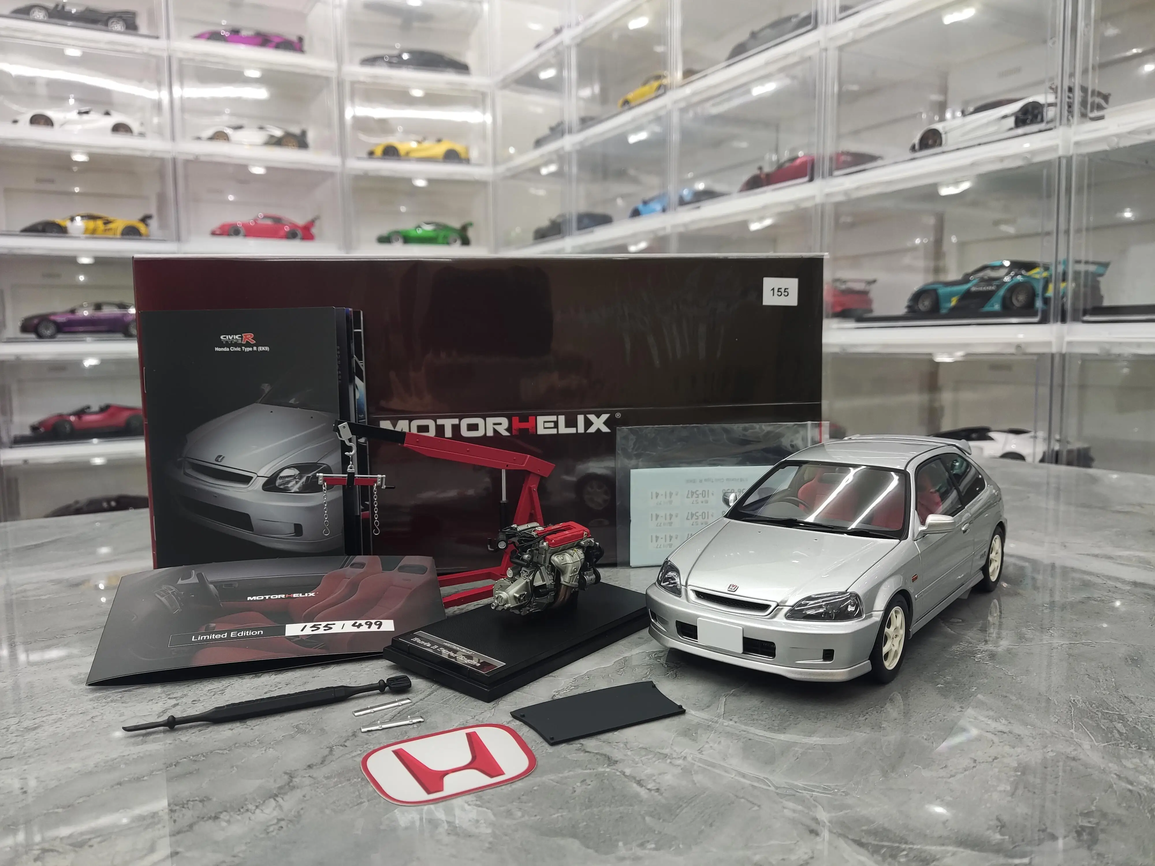 MotorHelix 1/18 Honda Civic TypeR EK9 Simulation Alloy Metal Car Model Collections Static Viewing Relaxing Gifts Ornaments