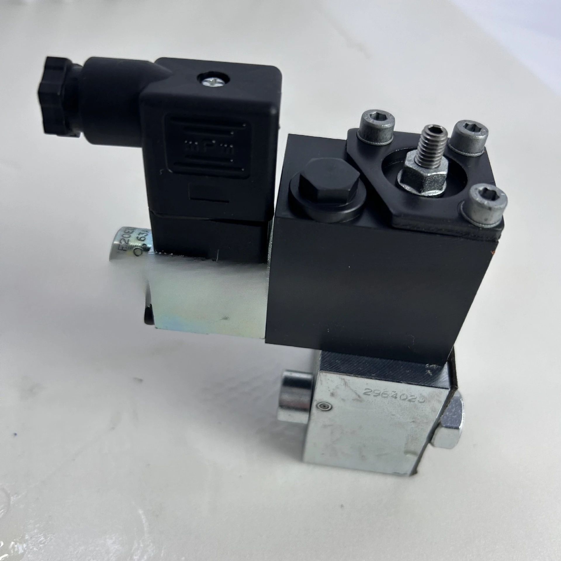 

Пропорциональный предохранительный клапан автозапчастей PMVPS 45-44/G 24