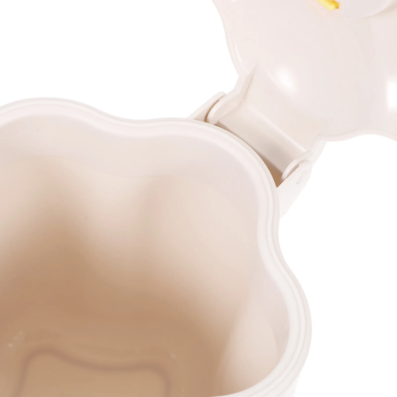 

Decorative Desktop Wastebasket Small Trash Bin Creative Office Garbage Can Bedside Rubbish Bin Flower Shaped Home Garbage Can