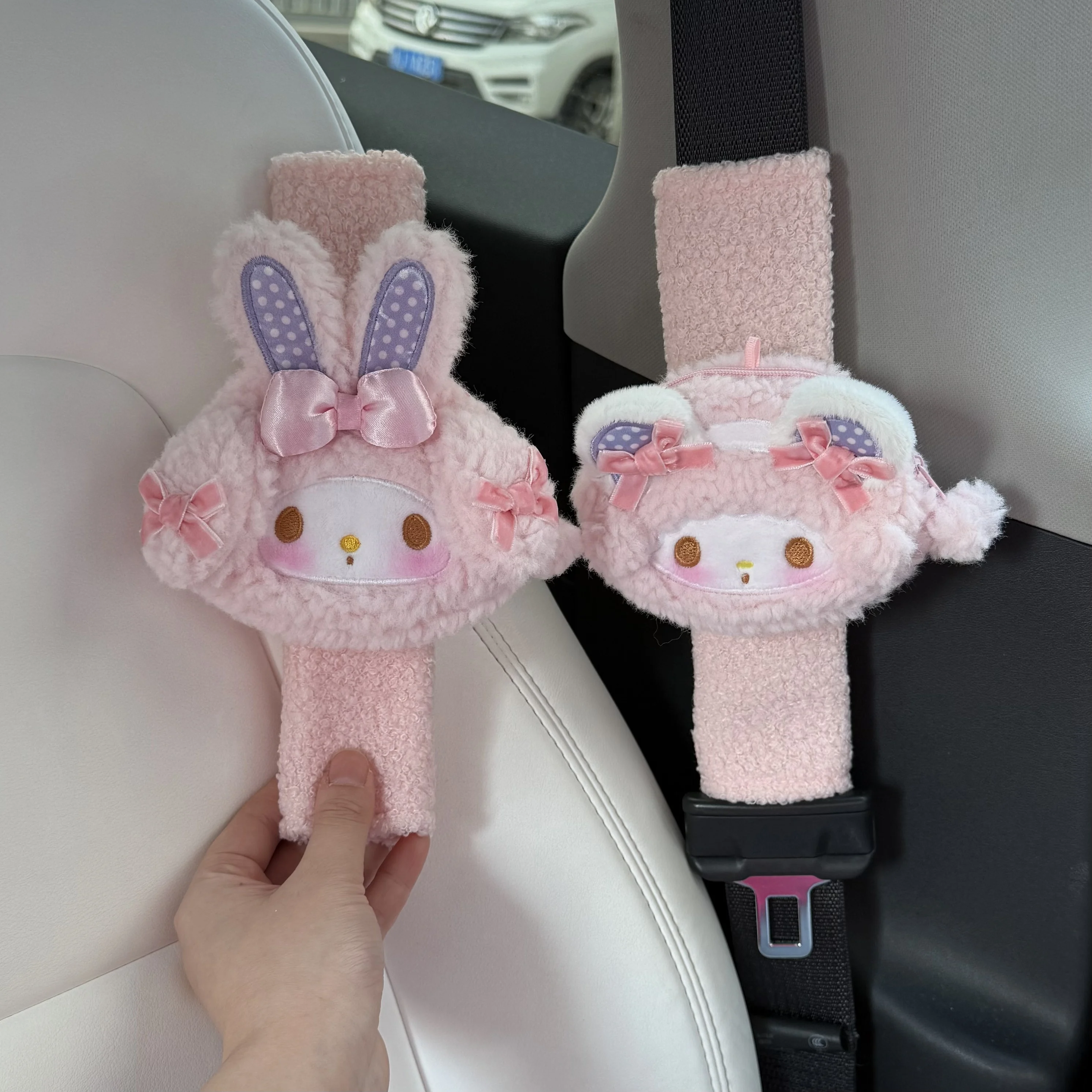 

Universal Car Seat Belt Cover Adjustable Plush Car Safety Belt Cover Shoulder Pad for Kids Adults Car Interior Accessories
