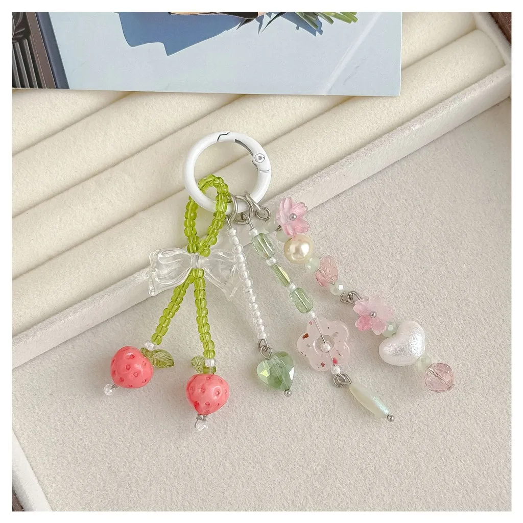 Hand Beaded Key Chain Floral Bow Heart Key Chain Strawberry Theme Charm Hand Beaded Girly Key Chain For Keys Daily Accessories
