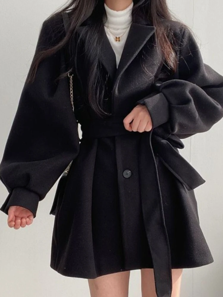 New woolen coat femininity autumn and winter woolen coat medium and long Hepburn style black