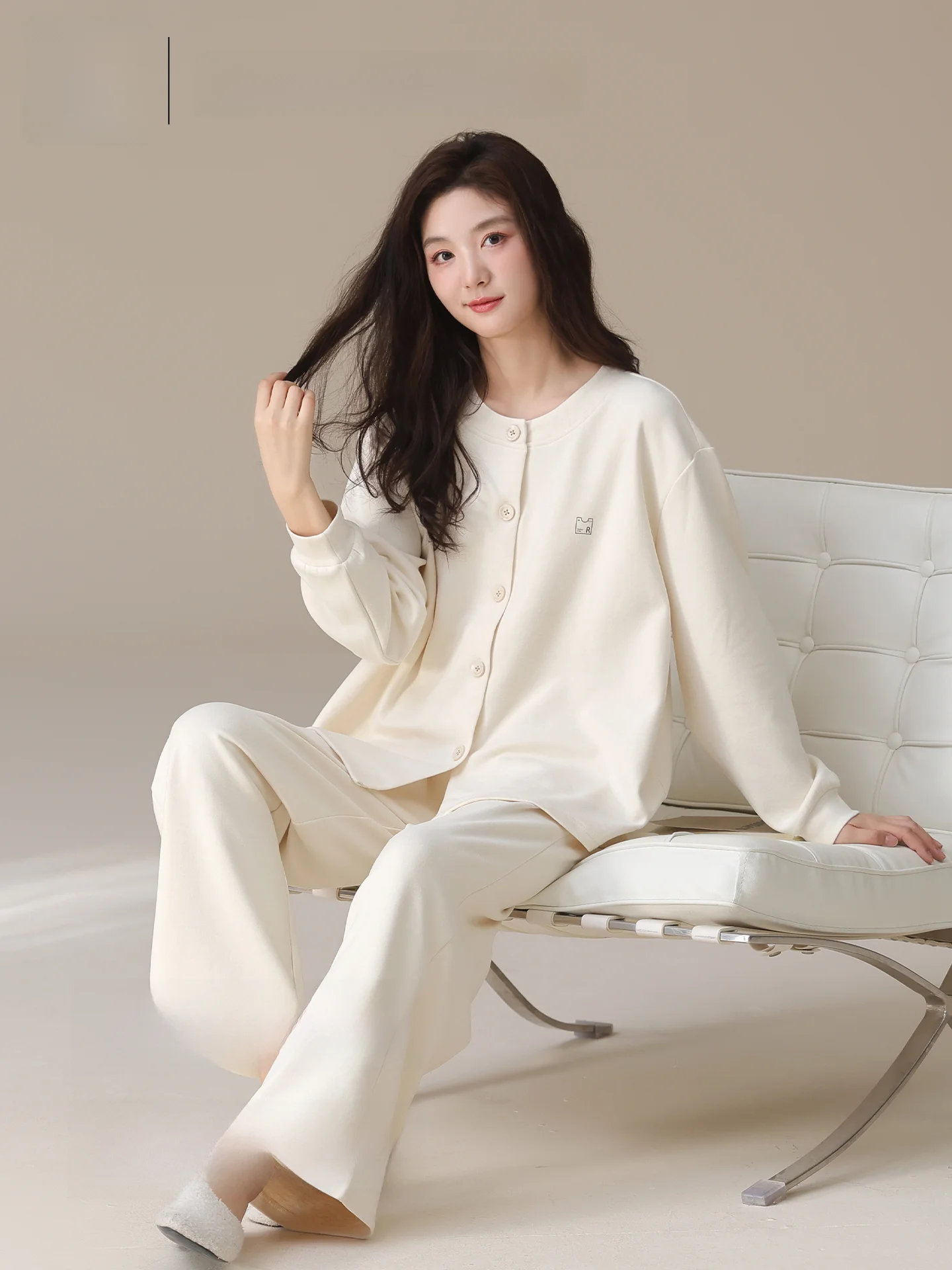 Comfortable Woolen Silk Sleepwear Women's Autumn Winter New Style Thin Fleece Set Warm Home Clothes  Person 